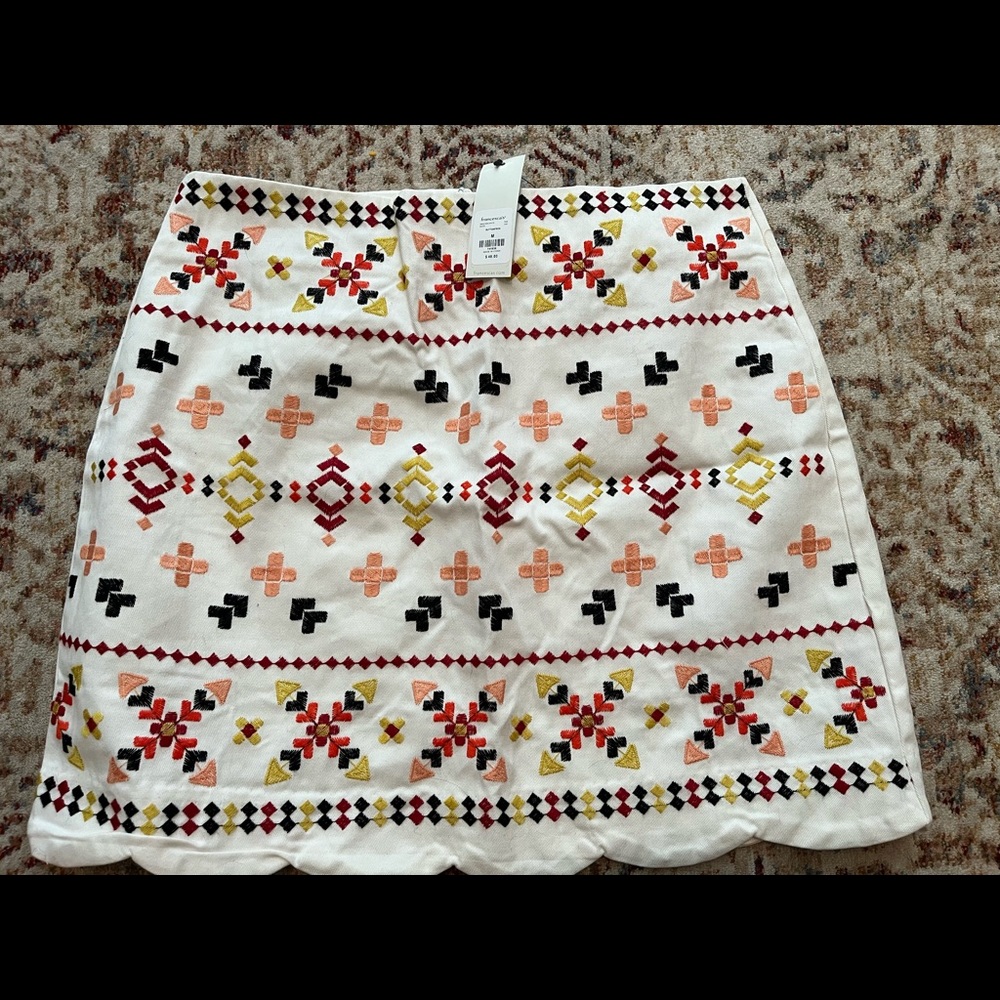 Francesca’s Scalloped Embroidered Skirt New M